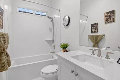 2102 White Oak Dr, Hollister, CA 95023 - Photo 15