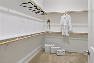 2102 White Oak Dr, Hollister, CA 95023 - Photo 13