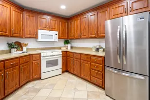 4844 Lakebird Pl, San Jose, CA 95124 - Photo 13