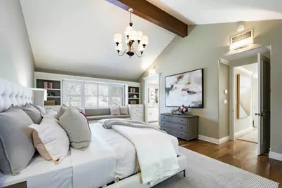 11 Chateau Dr, Menlo Park, CA 94025 - Photo 19