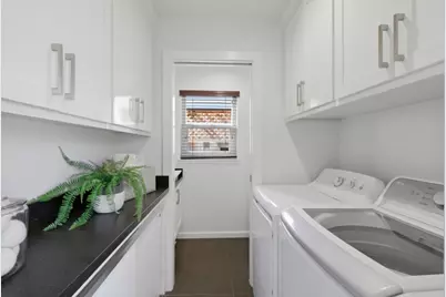 1523 Shaw Dr, San Jose, CA 95118 - Photo 25