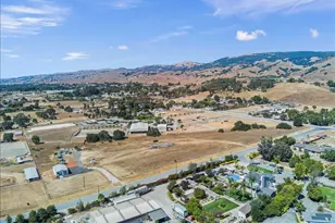 2055 Rucker Ave, Gilroy, CA 95020 - Photo 3