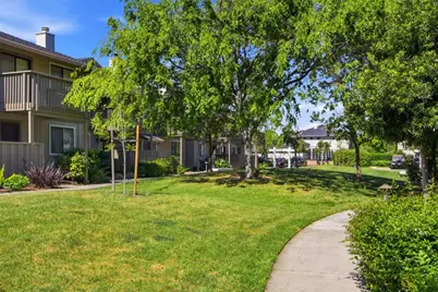 18944 Sara Park Cir, Saratoga, CA 95070 - Photo 27