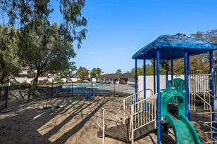 707 Fathom Dr 208, San Mateo, CA 94404 - Photo 23