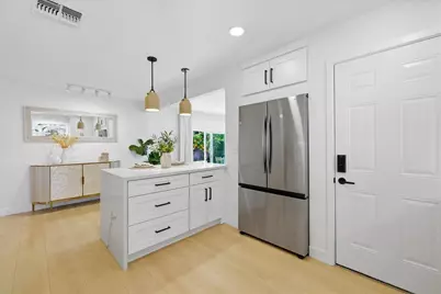 992 Hibiscus Ln, San Jose, CA 95117 - Photo 13