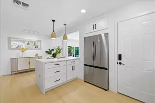 992 Hibiscus Ln, San Jose, CA 95117 - Photo 13