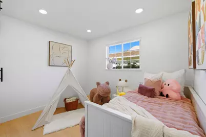 992 Hibiscus Ln, San Jose, CA 95117 - Photo 29