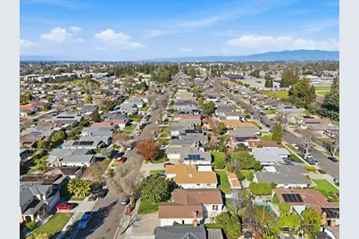 992 Hibiscus Ln, San Jose, CA 95117 - Photo 43