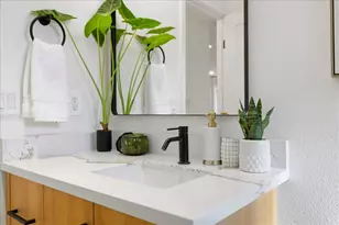 992 Hibiscus Ln, San Jose, CA 95117 - Photo 33