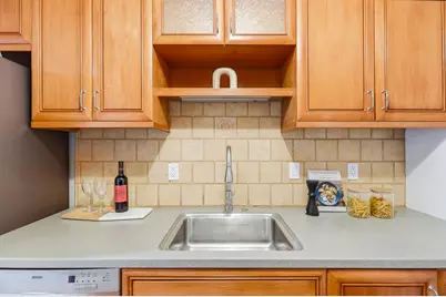 125 Connemara Way 32, Sunnyvale, CA 94087 - Photo 11