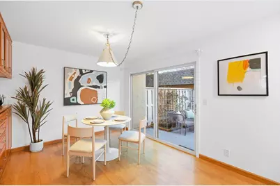 125 Connemara Way 32, Sunnyvale, CA 94087 - Photo 13