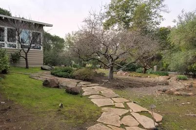 888 Robb Rd, Palo Alto, CA 94306 - Photo 25