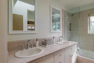 888 Robb Rd, Palo Alto, CA 94306 - Photo 19