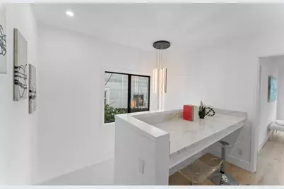 300 Klamath St, Brisbane, CA 94005 - Photo 11