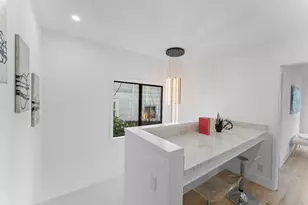 300 Klamath St, Brisbane, CA 94005 - Photo 11