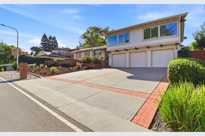 15990 Jackson Oaks Dr, Morgan Hill, CA 95037 - Photo 3