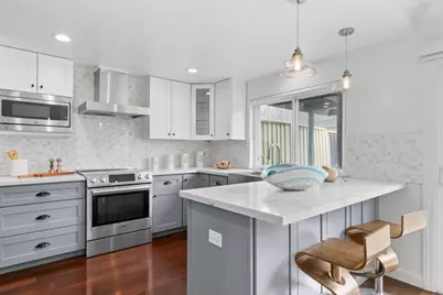 1072 Eagle Ln, Foster City, CA 94404 - Photo 15