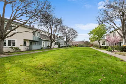 1072 Eagle Ln, Foster City, CA 94404 - Photo 43