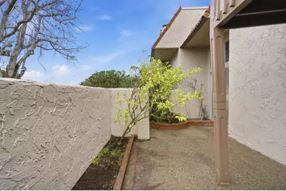 25 Rinconada Cir, Belmont, CA 94002 - Photo 49