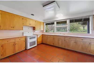 24733 Loma Prieta Ave, Los Gatos, CA 95033 - Photo 9