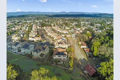 6617 Broadacres Dr, San Jose, CA 95120 - Photo 77