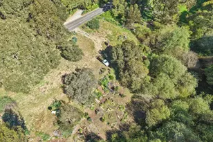 122 Strawberry Canyon Rd, Royal Oaks, CA 95076 - Photo 57