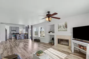 2191 Spruce Dr, Hollister, CA 95023 - Photo 9