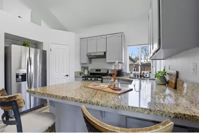 2191 Spruce Dr, Hollister, CA 95023 - Photo 3