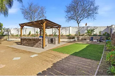 2191 Spruce Dr, Hollister, CA 95023 - Photo 33