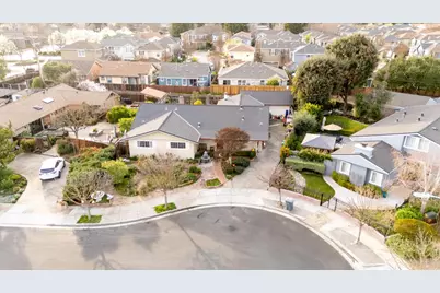 7821 Santa Theresa Dr, Gilroy, CA 95020 - Photo 11