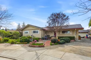 7821 Santa Theresa Dr, Gilroy, CA 95020 - Photo 3