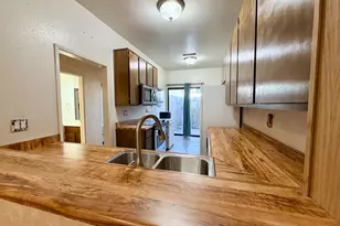 170 Marylinn Dr, Milpitas, CA 95035 - Photo 9