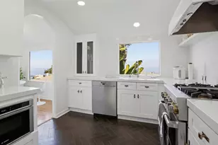 115 1st St, Pacific Grove, CA 93950 - Photo 17
