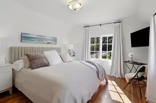 115 1st St, Pacific Grove, CA 93950 - Photo 17