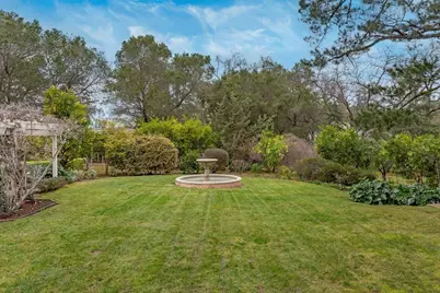 19401 San Marcos Rd, Saratoga, CA 95070 - Photo 49