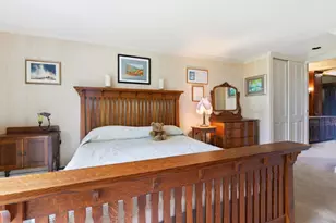 1 Rinconada Cir, Belmont, CA 94002 - Photo 9