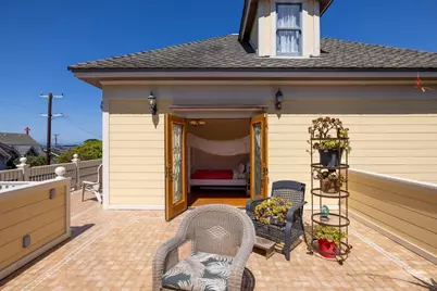 131 7th St, Pacific Grove, CA 93950 - Photo 35