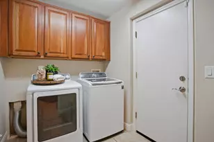 2360 Rose Arbor Dr, Sacramento, CA 95835 - Photo 9