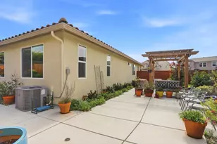 2761 Glenview Dr, Hollister, CA 95023 - Photo 55