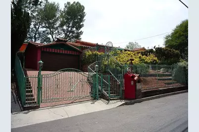 22942 Crespi St, Woodland Hills, CA 91364 - Photo 1