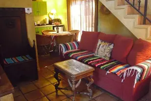 22942 Crespi St, Woodland Hills, CA 91364 - Photo 15