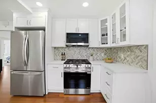 552 Borregas Ave, Sunnyvale, CA 94085 - Photo 9