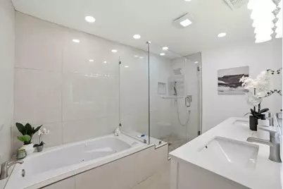 552 Borregas Ave, Sunnyvale, CA 94085 - Photo 23