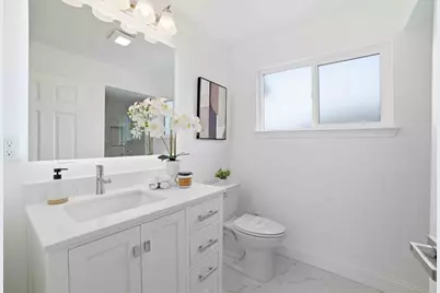 552 Borregas Ave, Sunnyvale, CA 94085 - Photo 17