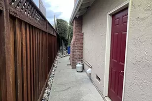 1079 Drexel Way, San Jose, CA 95121 - Photo 15