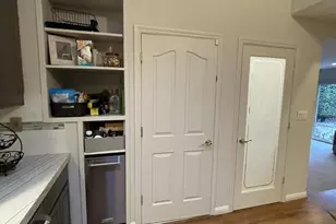 1079 Drexel Way, San Jose, CA 95121 - Photo 5