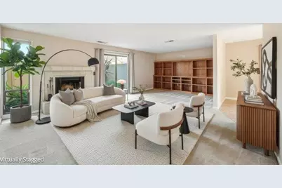 1067 Padre Dr 2, Salinas, CA 93901 - Photo 5