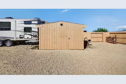 989 Pismo Ct, Hollister, CA 95023 - Photo 47