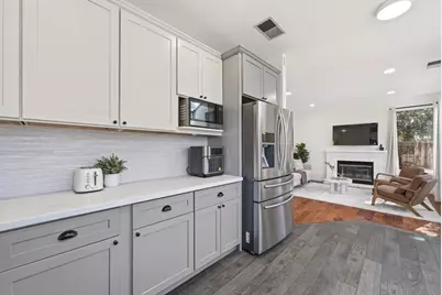 1608 Mission Springs Cir, San Jose, CA 95131 - Photo 23
