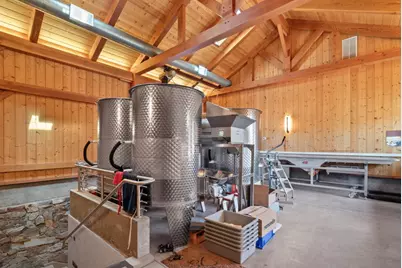 15060 Montebello Rd, Cupertino, CA 95014 - Photo 61